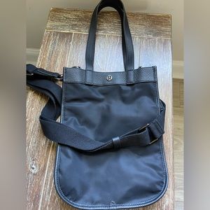 Lululemon black crossbody purse